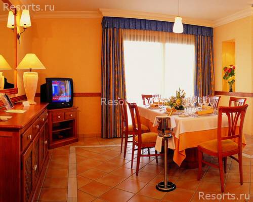 Costa Adeje Gran Hotel 5